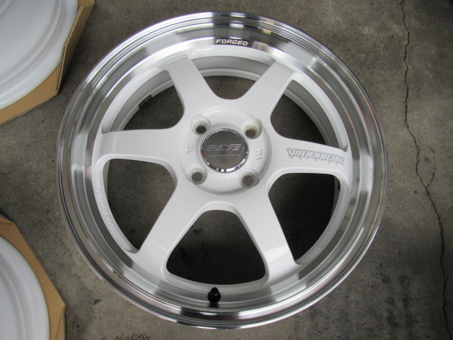 ボルクレーシングTE37KCR中古